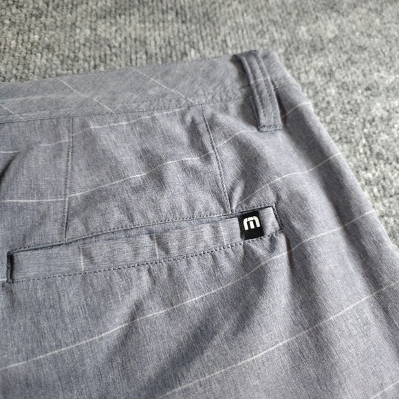 Travis Mathew Gray Plaid‎ Golf Shorts Mens Size 36 Casual Lightweight - Picture 5 of 8